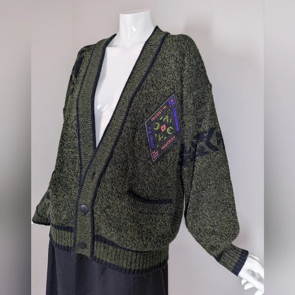 Vintage 80s/90s Graphic Knit Cardigan – Academia Patch – Moss Green Preppy - Picture 4 of 9